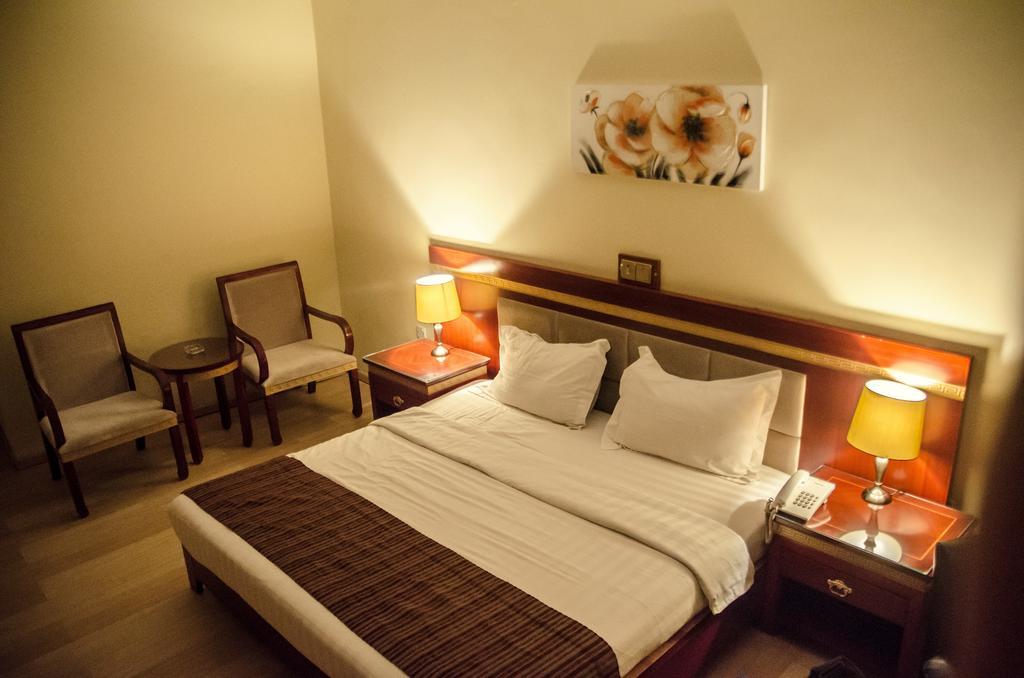 Hotel Rosebud Abuja Exterior photo