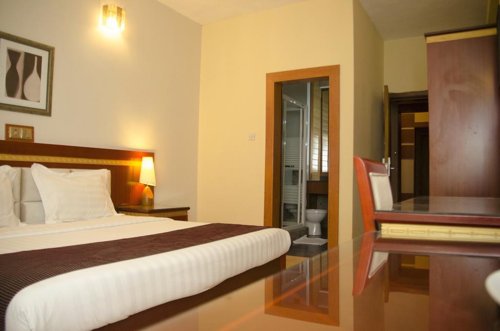 Hotel Rosebud Abuja Exterior photo