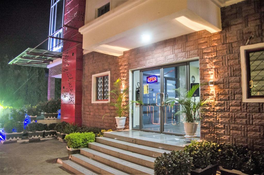Hotel Rosebud Abuja Exterior photo